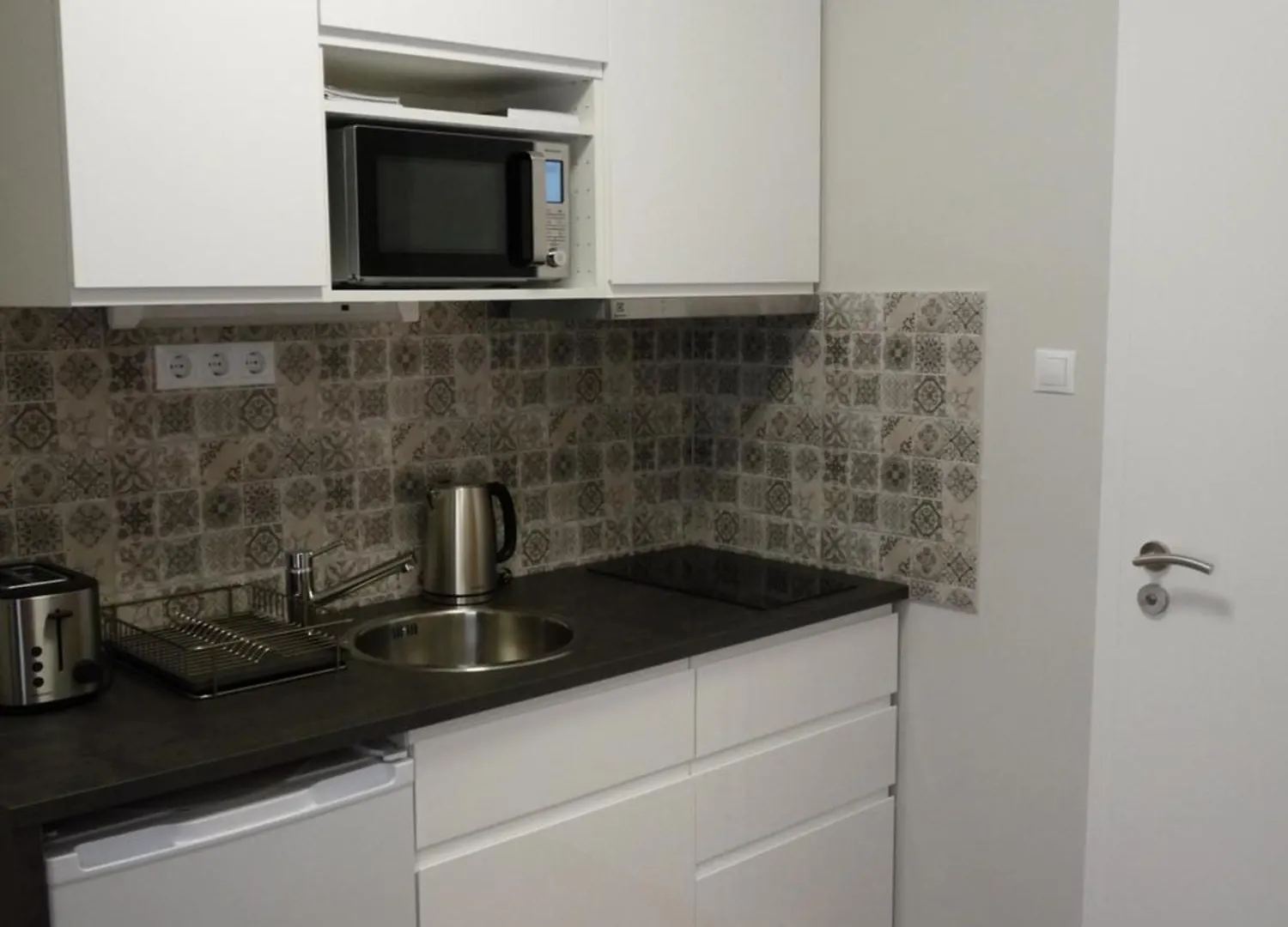 Illa Apartments 에게르