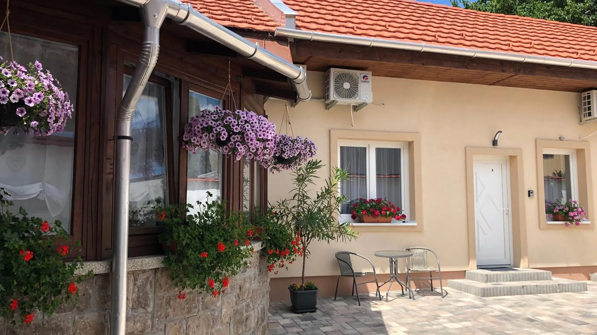 Illa Apartments Eger 0*,  Hungary