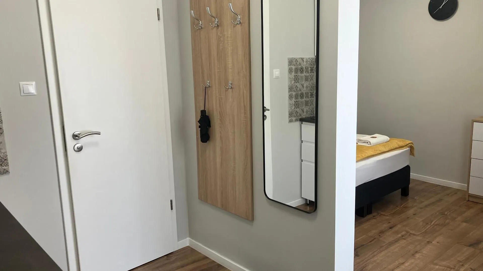 Illa Apartments 에게르